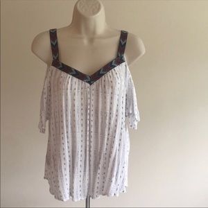 Jolt Cold Shoulder Top